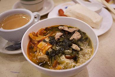 Switch《塞尔达传说：王国之泪》收藏版画集偷跑